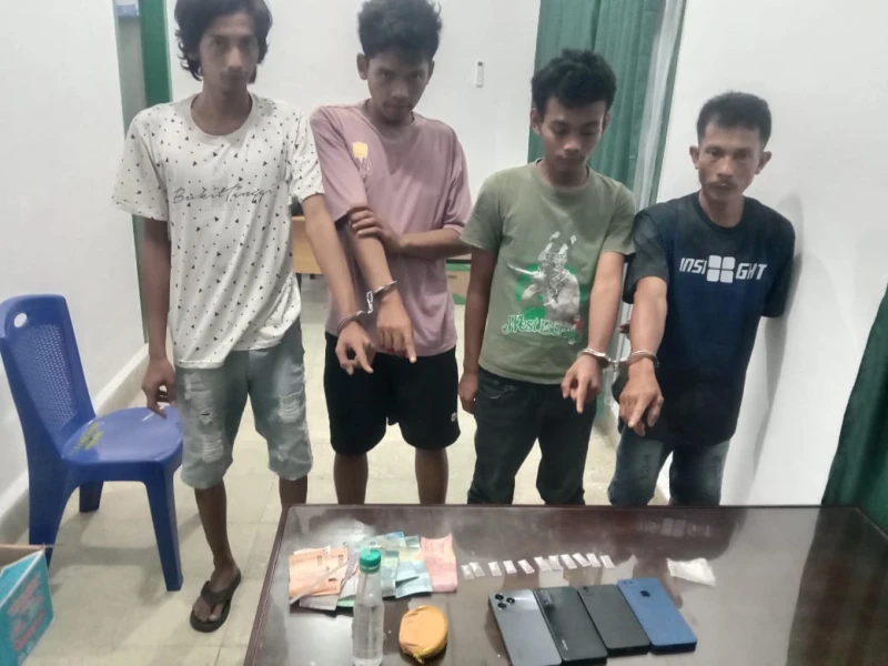 Kodim 0207/Simalungun Gempur Peredaran Narkoba, 2,5 Gram Sabu dan Empat Pelaku di Amankan - TajamNews