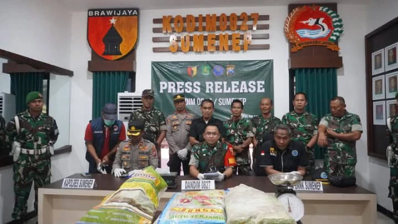 Dandim Letkol Yoyok Wahyudi Ungkap Penemuan Sabu-Sabu Seberat 35 Kilogram - TajamNews