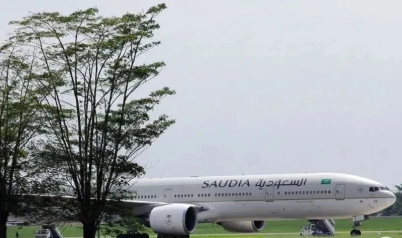 Lagi, Pesawat Saudi Airlines Lakukan Pendaratan Darurat di Bandara Kuala Namu - www.tajamnews.co.id