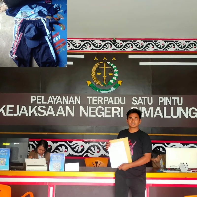 Merosotnya Dunia Pendidikan di Simalungun,  Oknum Pengadaan Seragam Olahraga SD-SMP dilaporkan - TajamNews