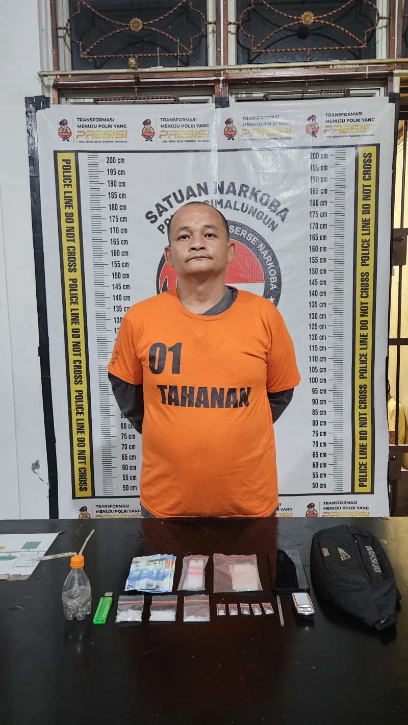 Sat Narkoba Polres Simalungun Ringkus Pengedar Sabu 11,57 Gram, Sita 11 Barang Bukti - TajamNews