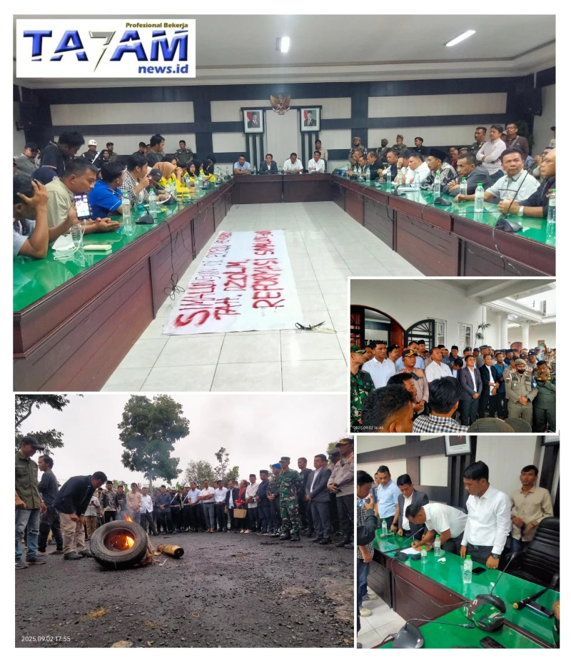 Pintu Terbuka! Pimpinan DPRD Simalungun Sambut Aliansi Mahasiswa Dalam Unjuk Rasa Damai. - www.tajamnews.co.id