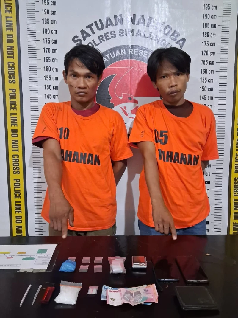 Sat Narkoba Polres Simalungun Bongkar Jaringan Narkoba, Sita 38 Gram Sabu dari Dua Pelaku - www.tajamnews.co.id