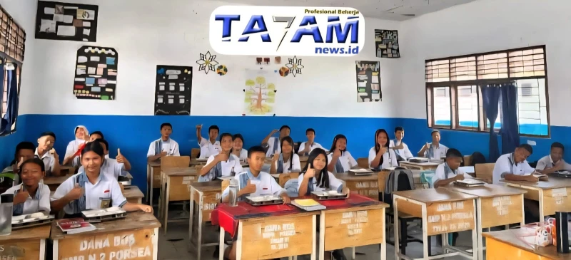 515 Siswa SMPN 2 Porsea Nikmati Program Makan Bergizi Gratis Perdana - www.tajamnews.co.id