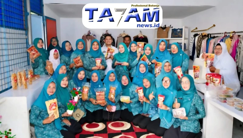 Efektivitas Program UP2K PKK Binjai Dorong Ekonomi Keluarga Berbasis Kreativitas Daur Ulang - TajamNews