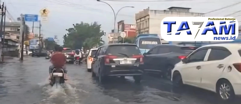 Banjir Tidak Kunjung Usai di Medan: Warga Pertanyakan Efektivitas Penanganan Drainase Kota - www.tajamnews.co.id
