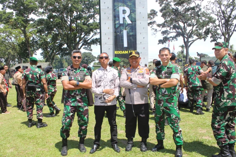 Sinergitas TNI-Polri Wujudkan Generasi Muda Berkarakter, Kapolres Simalungun Hadiri Penutupan Persami KKRI Gelombang III - www.tajamnews.co.id