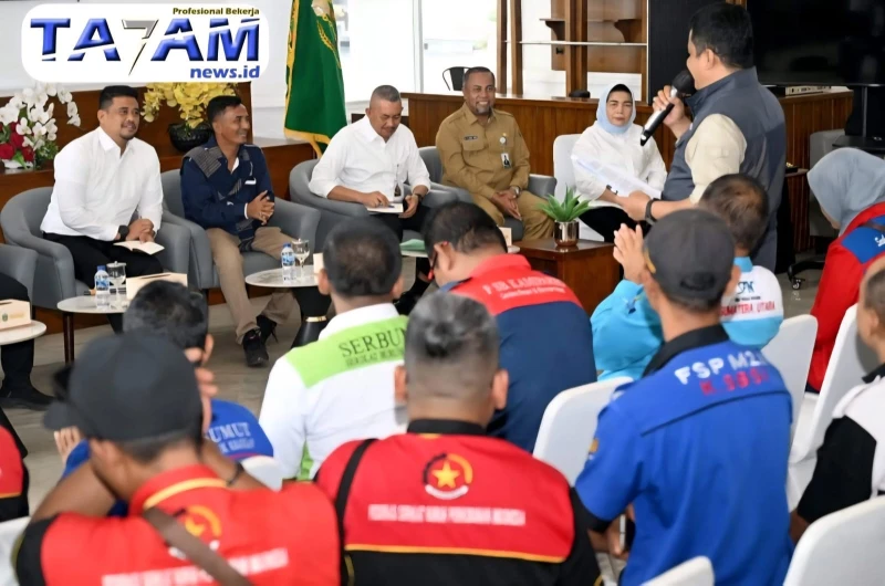 Menakar Penyelenggaraan Komitmen Gubernur Sumut Secara Efektif Pasca Mendukung Peningkatan UMP 2026 - www.tajamnews.co.id