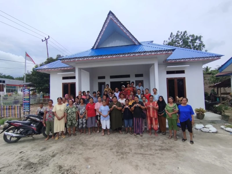 Serah Terima KKS (Kartu Keluarga Sejahtera) di Kantor Pangulu Nagori Dolok,Berjalan Dengan Lancar - www.tajamnews.co.id