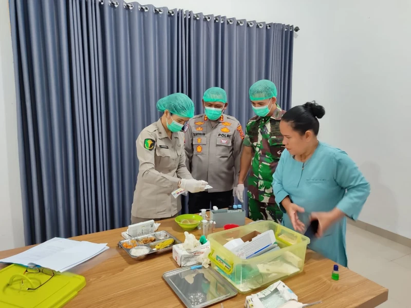 Kapolres Bersama Dandim Simalungun Bersinergi dengan Harmonisasi, Pastikan SPPG Polres Simalungun Berjalan Sesuai Prosedur dengan Monitoring Ketat - www.tajamnews.co.id