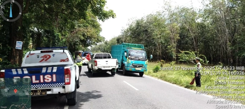 Kanit Turjawali Polres Simalungun Pimpin Patroli, Jamin Keamanan Warga Jelang Sholat Jumat - www.tajamnews.co.id