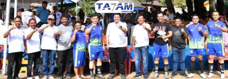 Antap FC Raih Juara Bupati Cup III: Bupati Vandiko Serahkan Piala Bergilir dan Dukung Pengembangan Olah Raga di Samosir - www.tajamnews.co.id