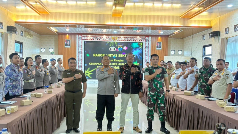 Siap Amankan Natal dan Tahun Baru! Polres Simalungun Gelar Rakor Lintas Sektoral Operasi Lilin Toba 2025, Libatkan Pemda hingga BUMN - TajamNews