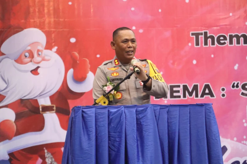 Penuh Haru, Polres Simalungun Rayakan Natal Bersama: "Allah Hadir Untuk Menyelamatkan Keluarga" - www.tajamnews.co.id