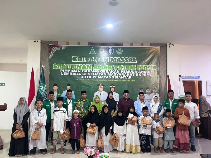 Wujudkan kepedulian Sosial GP Ansor dan BKPRMI Pematangsiantar gelar khitanan massal dan santunan anak yatim piatu - www.tajamnews.co.id