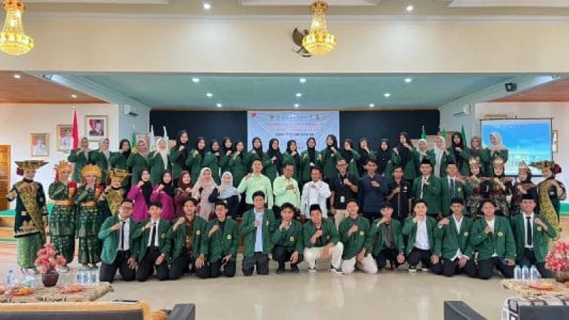 Mahasiswa STAI Auliaurrasyidin Diajak Melek Pajak Pada Pelantikan Pengurus Bank Mini Syariah - www.tajamnews.co.id