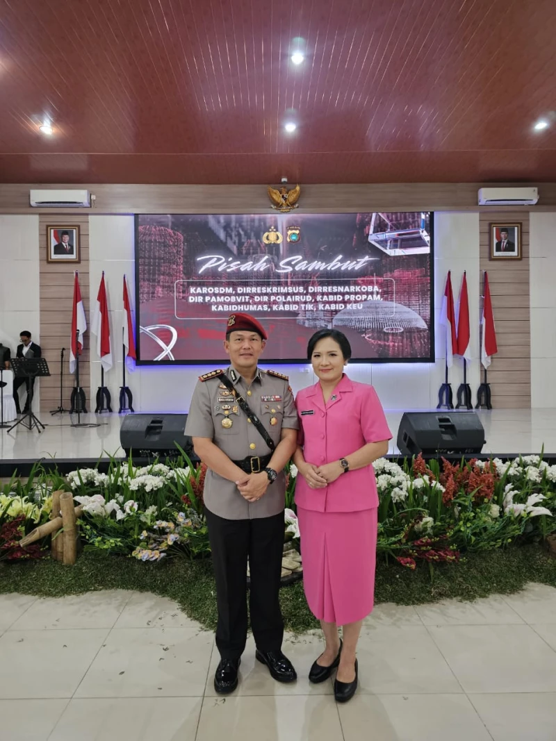 Mantan Kapolres Simalungun Kombes Pol Dr. Ronald Sipayung Jabat Direktur Resnarkoba Polda Babel - TajamNews