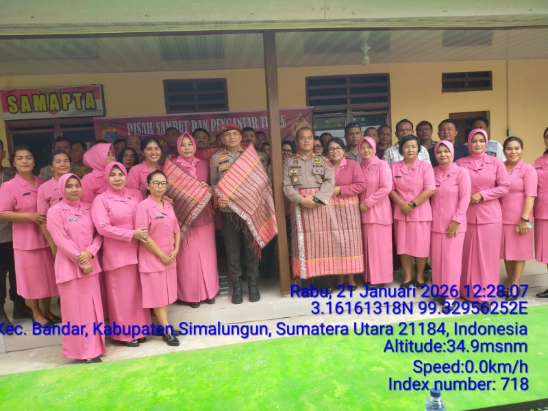 Pisah Sambut Kapolsek Perdagangan Berlangsung Hangat, IPTU Patar Banjarnahor Siap Perkuat Pelayanan Polri untuk Masyarakat - www.tajamnews.co.id