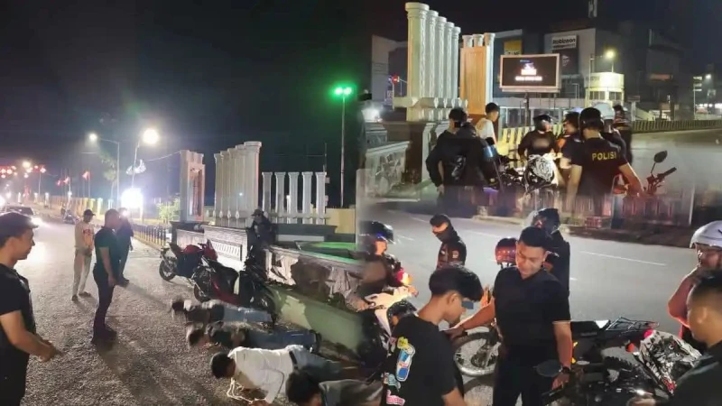 Patroli Subuh, Timsus Dayok Mirah Polres Siantar Tertibkan Knalpot Blong - www.tajamnews.co.id