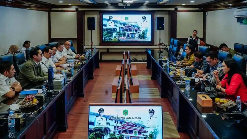 Setahun Memimpin, Rico Waas Akui Berbagai Tantangan Harus Dibenahi, Soal Banjir hingga Infrastruktur - www.tajamnews.co.id