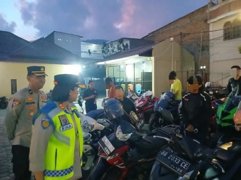 Polres Samosir Sita 33 Unit Sepeda Motor Pelanggar Lalu Lintas - www.tajamnews.co.id