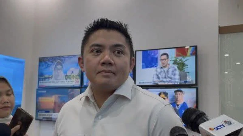 Seskab Teddy Pastikan Produk AS Masuk Indonesia Tetap Wajib Sertifikasi Halal - www.tajamnews.co.id