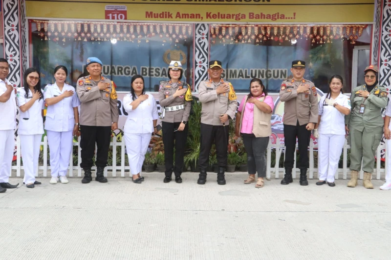 Kapolres Simalungun AKBP Marganda Aritonang Cek Langsung 6 Pos Ops Ketupat Toba 2026: Pastikan Kesiapan Personel, Sarana, dan Pelayanan Optimal untuk Pemudik - www.tajamnews.co.id