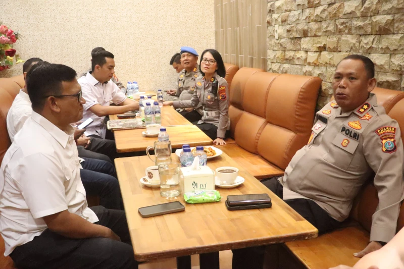 Coffee Morning Kapolres Dan Kajari Simalungun Perkuat Soliditas serta Sinergitas Penegakan Hukum Demi Rasa Aman dan Keadilan - TajamNews