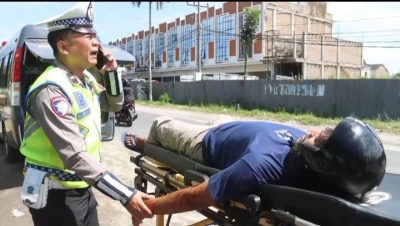 Kisah Haru Pengabdian Polisi: Sat Lantas Polres Simalungun Rilis Video Inspiratif tentang Dedikasi Tanpa Batas - www.tajamnews.co.id
