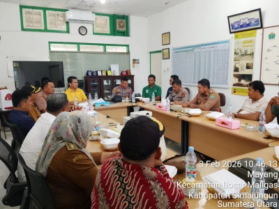 Kapolsek Bosar Maligas Gelar Rakor Ketahanan Pangan Bersama PTPN IV, Pastikan Hasil Panen Jagung Diserap BULOG - www.tajamnews.co.id