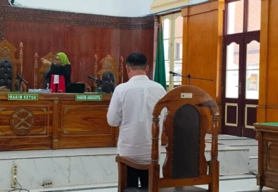 Diminta Kembalikan Uang Negara, Mantan PPK PJN Sumut Menangis di Sidang Suap Proyek Jalan - www.tajamnews.co.id