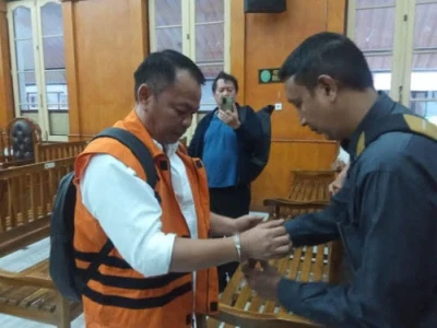 Kasus Suap Proyek Jalan, Eks PPK PJN Sumut Dituntut 5 Tahun Penjara - www.tajamnews.co.id