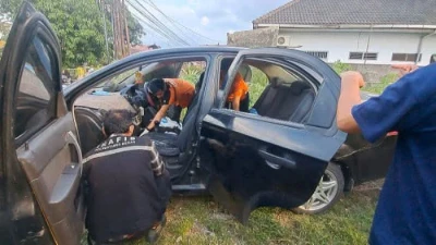 Beristirahat Saat Listrik Padam, Pasutri di Medan Denai Diduga Keracunan Gas Mobil - www.tajamnews.co.id