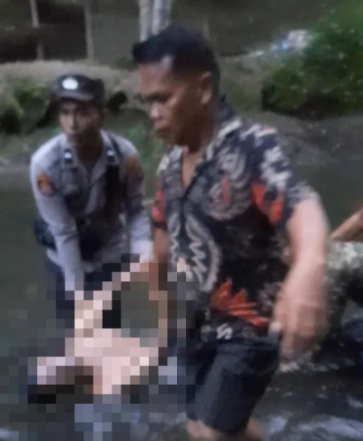 Tim Inafis Polres Simalungun dan Polsek Bergerak Cepat Evakuasi Korban  Dua Pelajar Asal Tebing Tinggi Tenggelam di Sungai Aquarium Raya Kahean - www.tajamnews.co.id